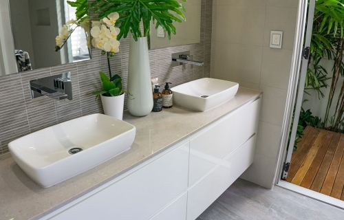 Clamshell Quartz Vanity